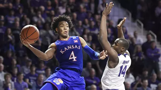 Jayhawks clip Cats in Manhattan, 70-56 Image