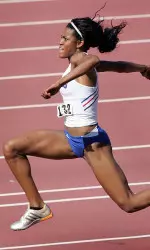 Anderson Runs World's Fastest 200 Meters in 2008 Image