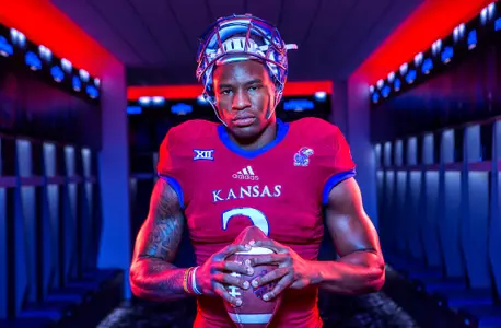Dorance Armstrong Jr., earns a spot on 2017 Chuck Bednarik Award watch list Image