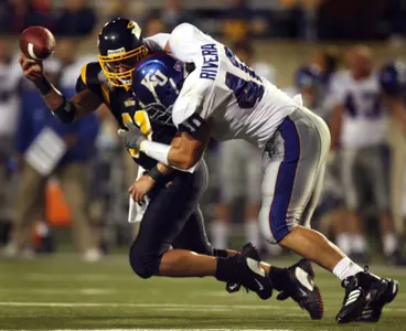 Kansas Loses Double-Overtime Thriller, 37-31 Image