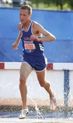 Four Runners Regionally Qualify at Cardinal Invitational Image