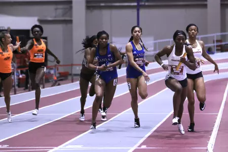 Jayhawks Compete at Arkansas Qualifier on Friday Image