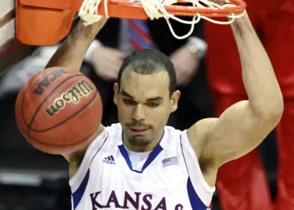 Jayhawks Return to Allen Fieldhouse to Host Iona in Men's Hoops Image