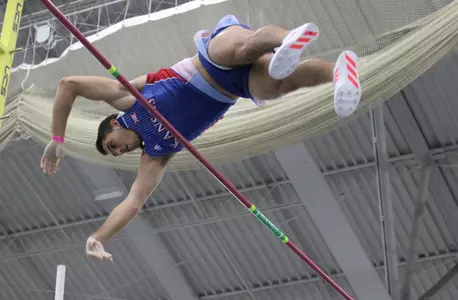 Jayhawks enjoy stellar Saturday at Rod McCravy Memorial Image