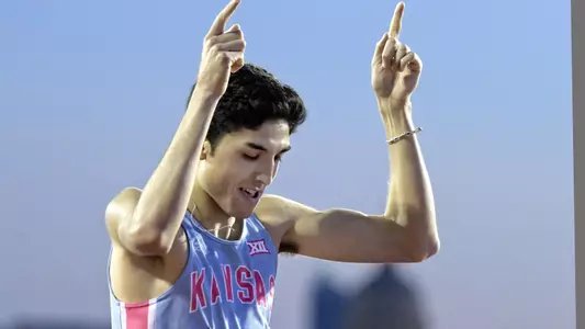 PERFECTION: Hoppel completes undefeated season with 800-meter national title Image