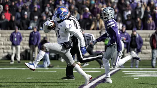 Kansas falls to Wildcats in Dillons Sunflower Showdown, 21-17 Image