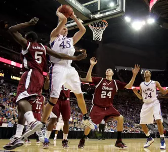Kansas Basketball Rally Falls Short Against Massachusetts 61-60 Image