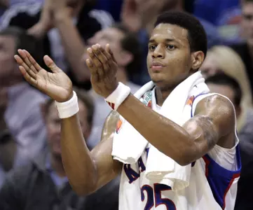 KU Comes from Behind to Beat Oklahoma, 59-58 Image