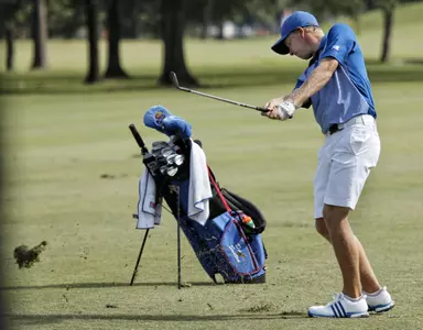 Slow day by Kansas ends in tie for fourth Image