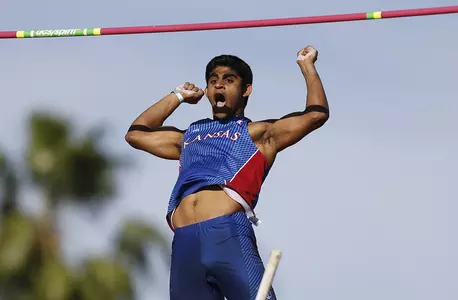 Balanced attack carries Jayhawks at Sun Angel Classic Saturday Image