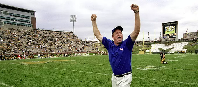 Through The Lens | Terry Allen Image