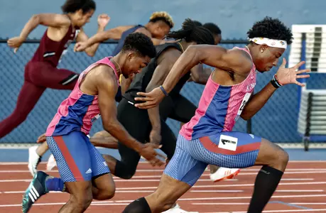 Jayhawk men cap 90th Kansas Relays with quadrangular crown Image