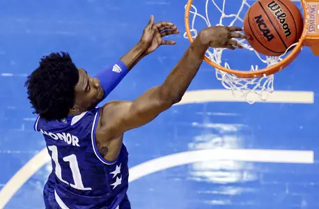 Self makes history as No. 7/8 Kansas dashes to 86-65 win over Siena Image