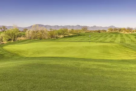 Jayhawks Head to Arizona to Tackle Whirlwind Golf Club Image