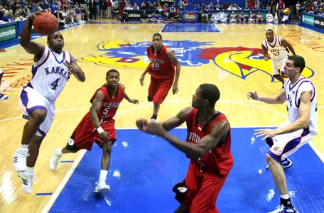 Kansas Runs Past Winston-Salem State, 94-43 Image