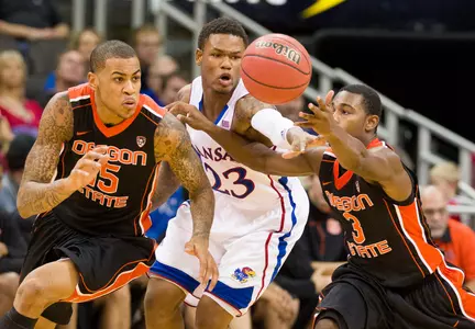 No. 10 Kansas Holds Off Oregon State, 84-78, in Kansas City Image