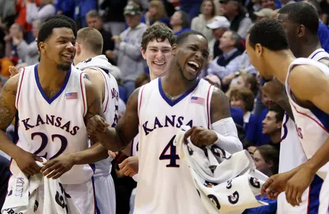 Kansas Beats No. 3 Oklahoma 87-78, Takes Over First Place in Big 12 Image