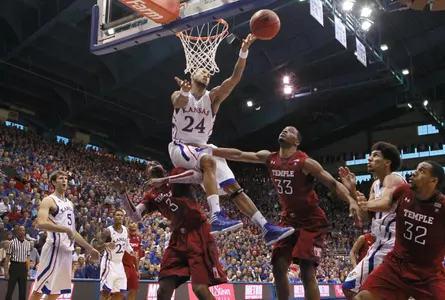 Seniors Lead Comeback, No. 6 Kansas Downs Temple, 69-62 Image