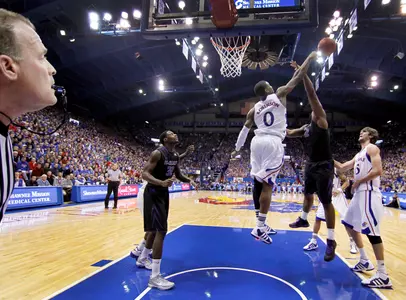 No. 14/15 Kansas Overpowers No. 23/22 Kansas State in Big 12 Opener, 67-49 Image
