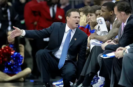 No. 8 Kansas Falls in Final Minutes to No. 4 Missouri, 74-71 Image
