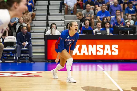 Burns Named Big 12 Rookie of the Week Image