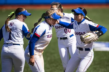 No. 24 Kansas Hosts No. 1 Oklahoma in Three-Game Series Image