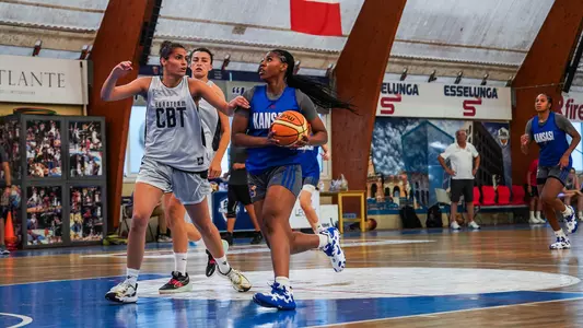 Kansas Rolls in Exhibition Opener, 99-58 Image