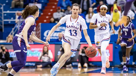 Kansas Welcomes No. 15 Oklahoma to Allen Fieldhouse Sunday Image