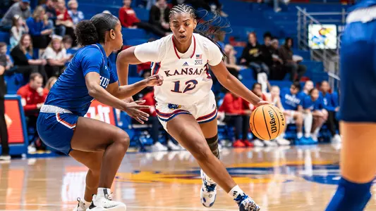 S’Mya Nichols Named Big 12 Freshman of the Week Image