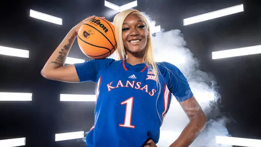 Taiyanna Jackson Named to Naismith Player of the Year Watch List Image