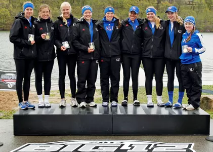 Rowing Announces Team Awards Image