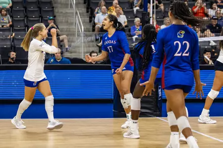 Kansas Volleyball Sweeps Pepperdine in Opening Match Image