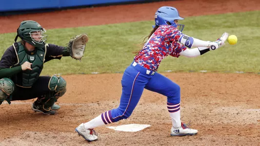 Kansas Softball Position Breakdown: Outfielders Image