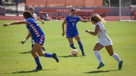 No. 22 Texas Defeats Kansas 2-0 Image