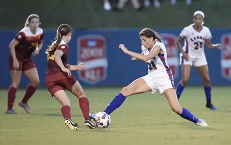 Jayhawks and Roos draw, 0-0, in spring opener Image