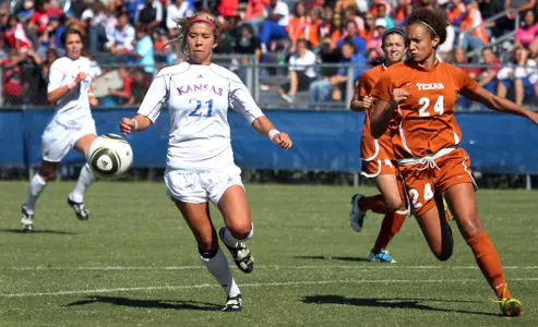 Kansas Soccer Knocks Off Texas, 1-0 Image