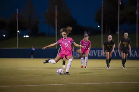 Kansas Knocks Off No. 23 Baylor Image