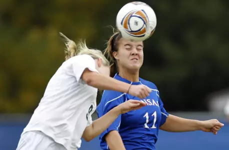 Fletcher Nets Game-Winning Goal as Jayhawks Down USC 3-2 Image