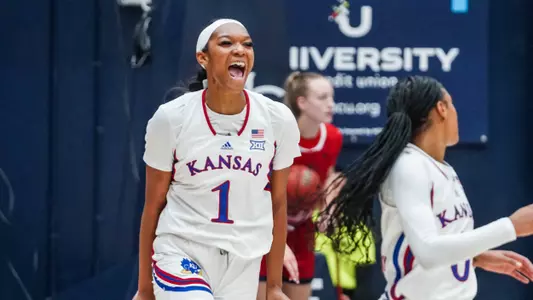Jayhawks Climb to 5-0 with 73-53 Win at Saint Mary’s Image