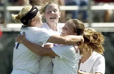 Soccer Defeats Iowa State 4-1 in Big 12 Tournament Action Image