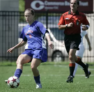 Kansas Falls to #15 Pepperdine, 3-2 Image