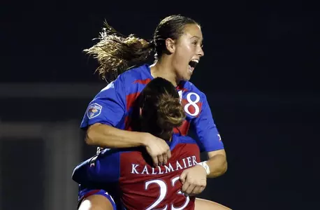 Georgoulis shines in Kansas’ 3-0 win at UMKC Image