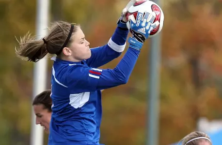 Jayhawks Breeze Past Iowa State, 2-0 Image