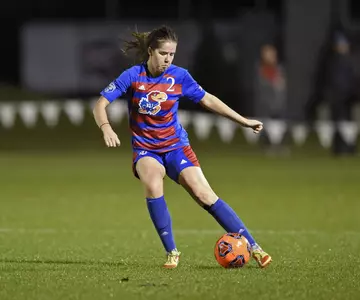 Heuchan Signs Professional Deal with Charlton Athletic Women Image