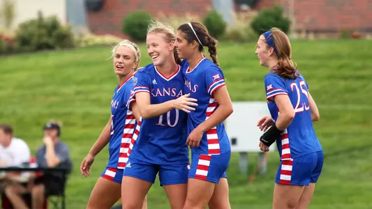 No. 18 Jayhawks and Ducks draw, 1-1 Image