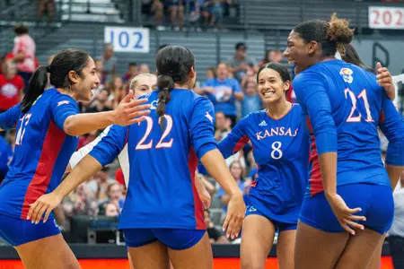 No. 19 Kansas Completes Sweep of No. 20 Houston Image
