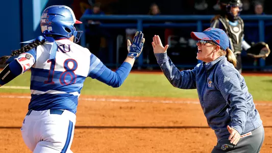 Registration open for KU softball winter clinics Image