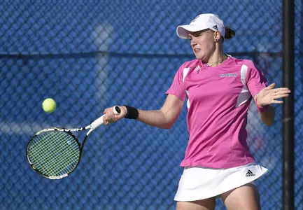 KU tennis claims four singles wins over Denver Image