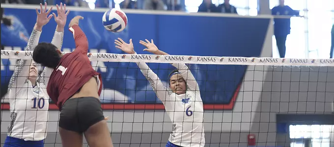Jayhawks Fall to Sooners in Three Sets Image