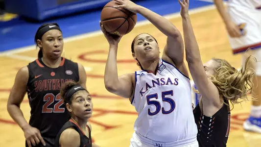 Kansas completes comeback, edges SEMO, 51-50 Image